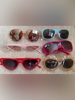 Assorted Kids Sunglasses Pack - Red, Pink, Gold, Teal, Rose Frames